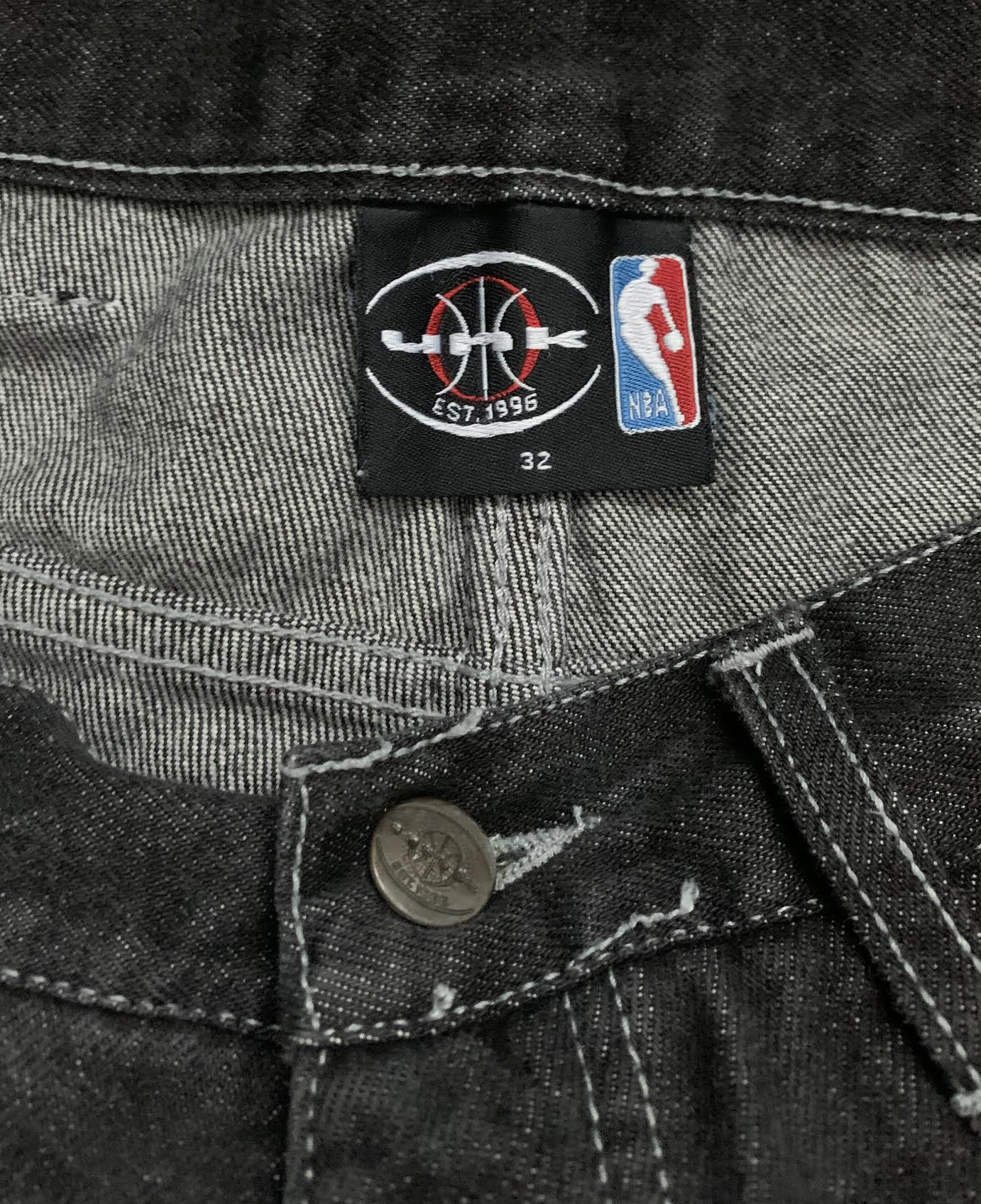 Vintage UNK NBA Logo Black Jeans (Size 32) — Roots